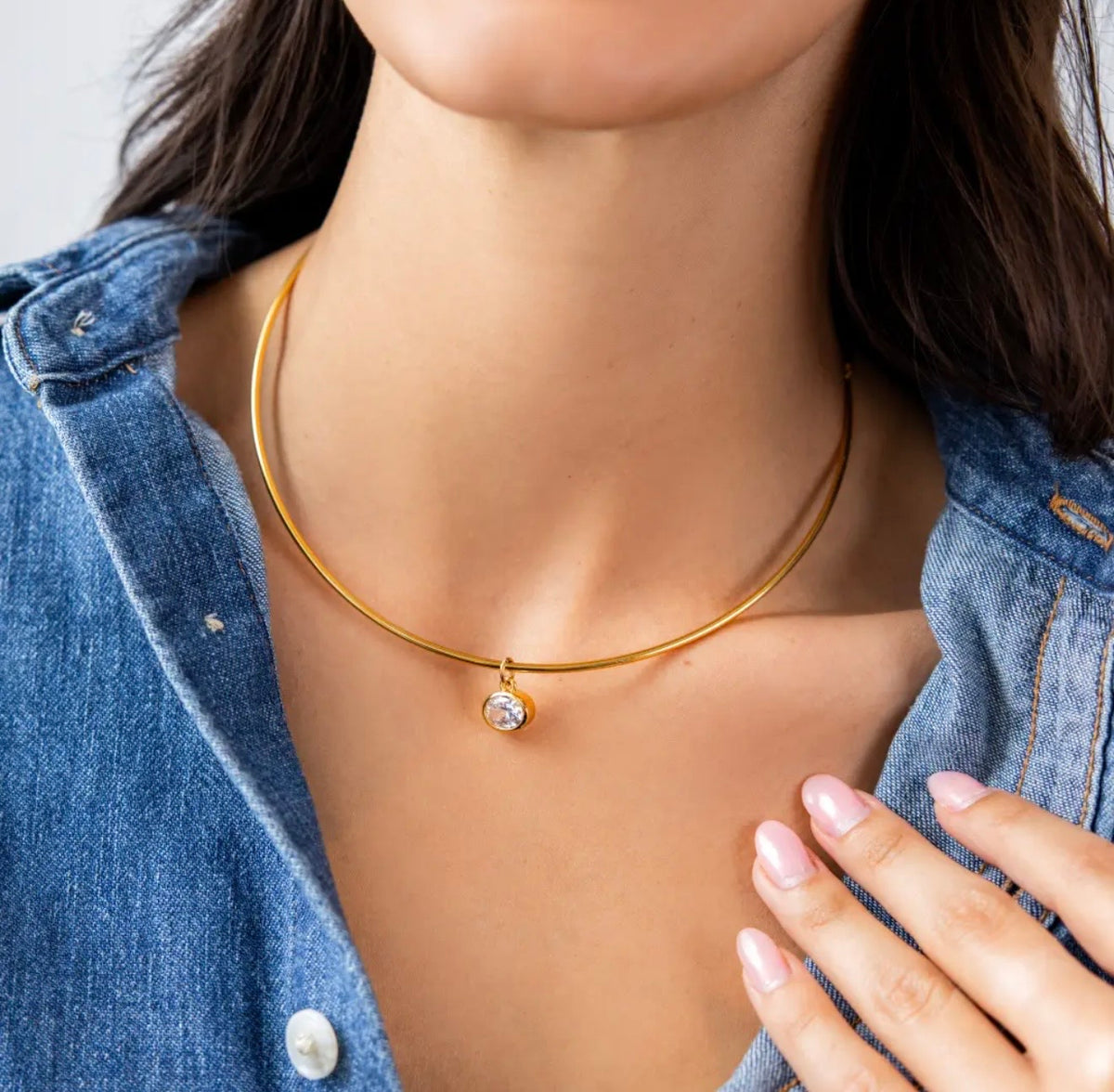 Oval crystal collar necklace