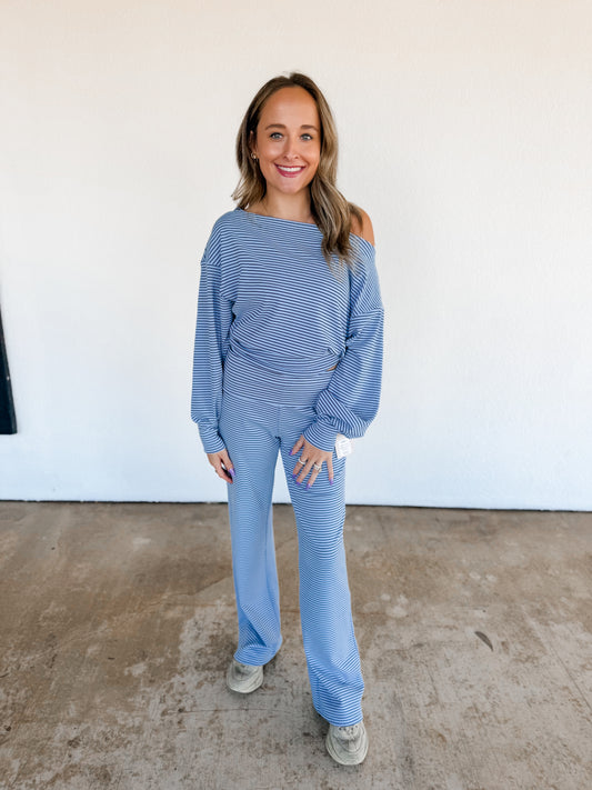Blue striped lounge set