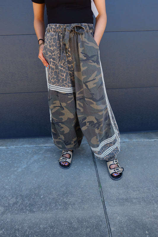 Camo jogger pants