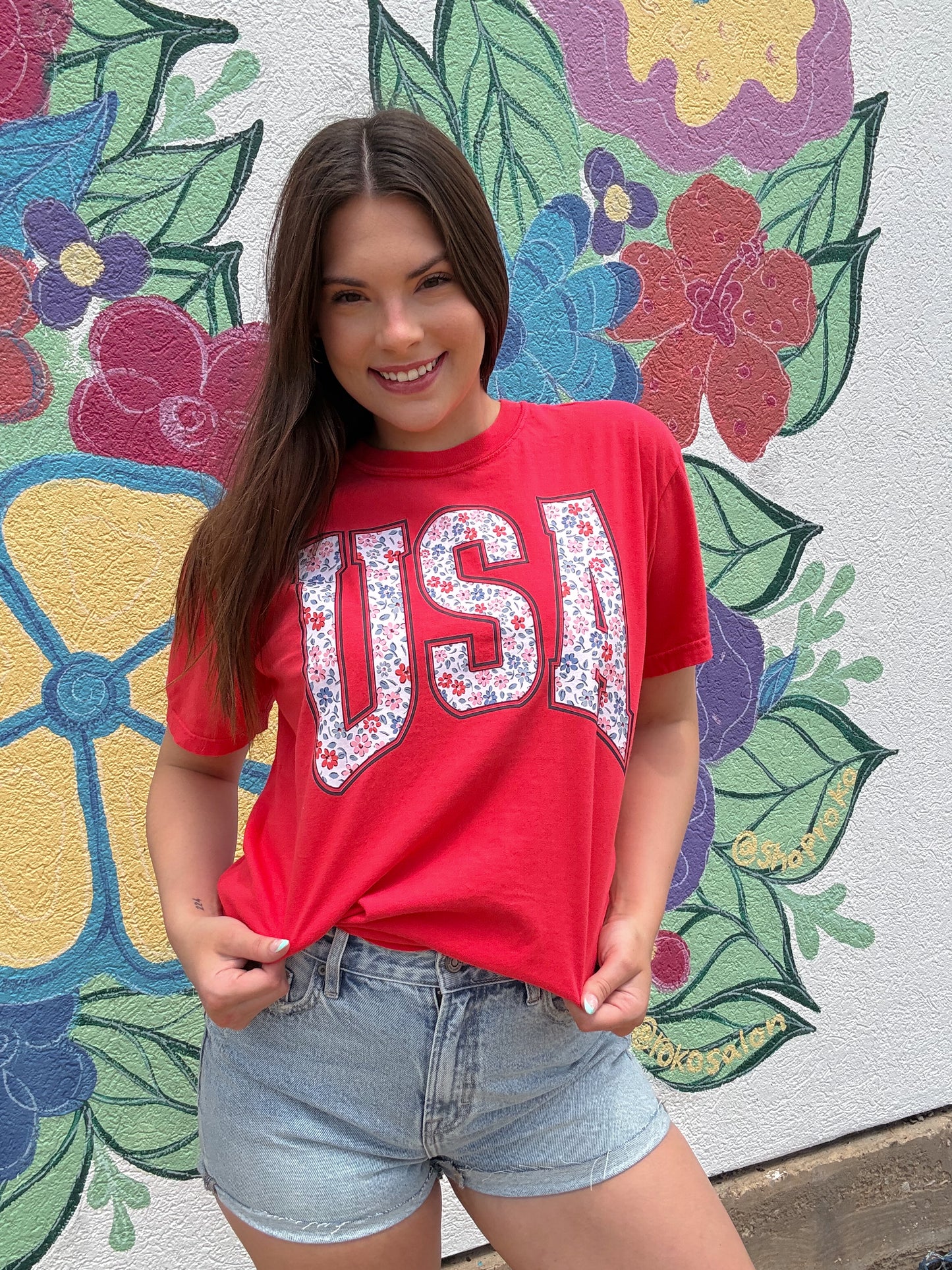 USA Daisy Tee
